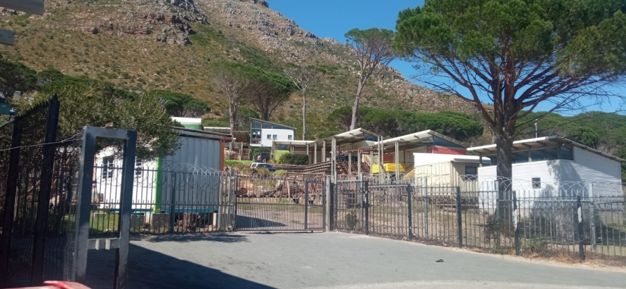 4 Bedroom Property for Sale in Imizamo Yethu Western Cape